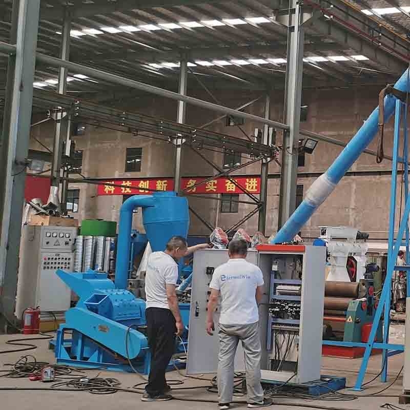 600-800kg/H خط تولید گلوله چوبی دستگاه ساخت پلت زیست توده قالب تخت