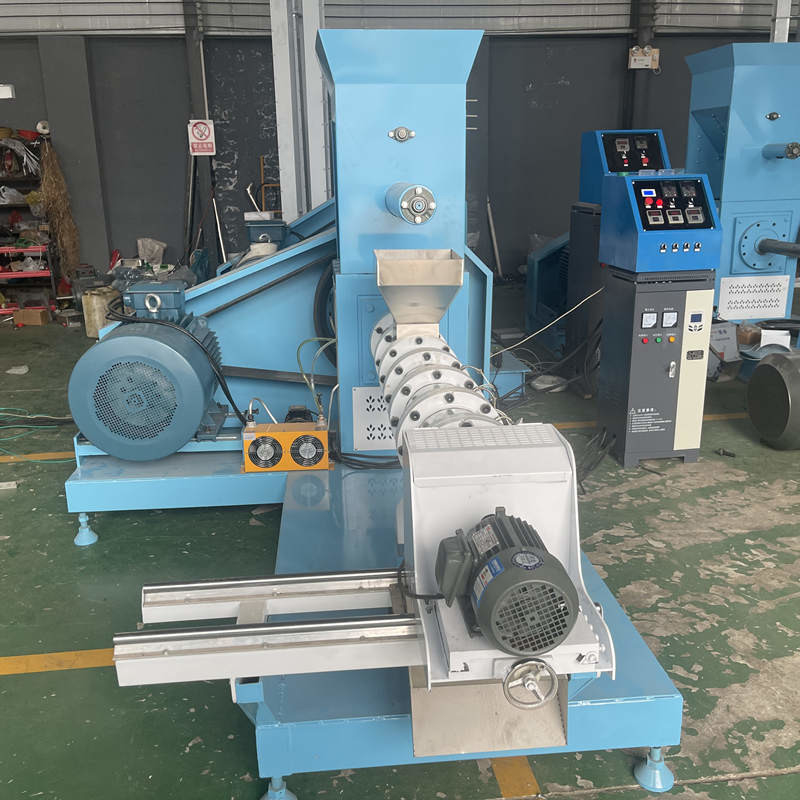 50~2000kg/H دستگاه اکسترودر خوراک ماهی خشک دستگاه تولید غذای سگ 5.5-160 KW