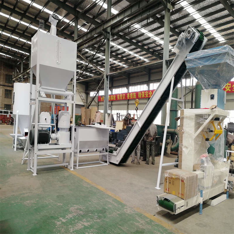 خط تولید گلوله مواد غذایی حیوانات 500-1000kg/H 62KW 17*5*5.5m