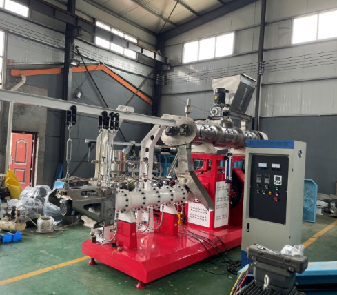 چین معروف ماشین آلات حیوانات خانگی کارخانه حیوانات سگ پرنده خوراک گاو Extruder گوله شناور ماهی ماشین غذا