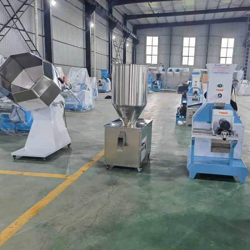 132kW قدرت کنترل دمای دیجیتال Extruder تغذیه سگ 220V / 380V ولتاژ 40-2000kg / h ظرفیت