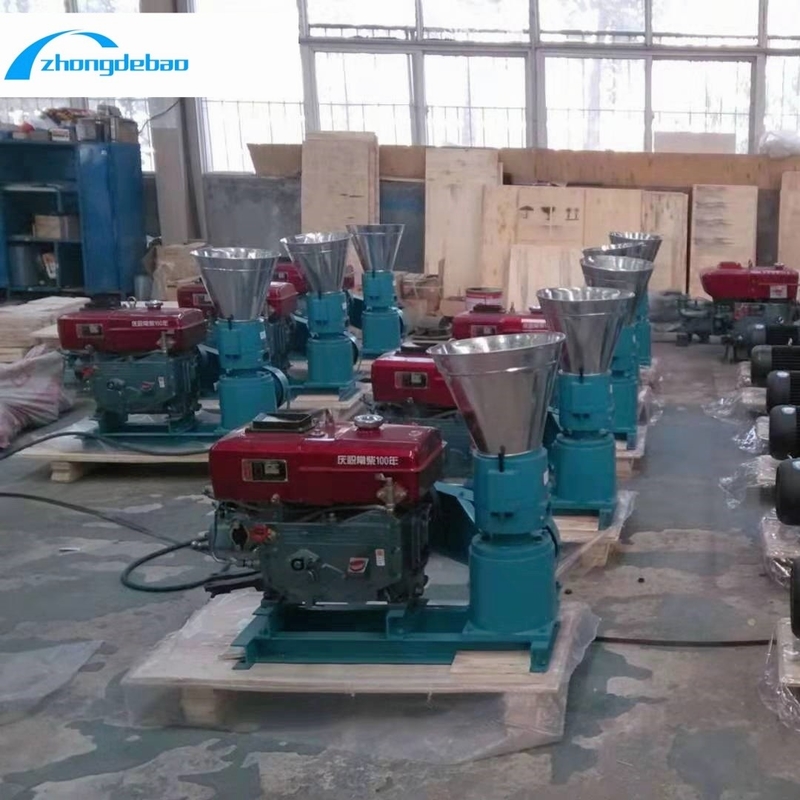 قدرت موتور دیزل نوع 10HP ماشین پردازش گرده های تغذیه حیوانات 90-120kg/h تولید گرده های تغذیه ماشین ساخت