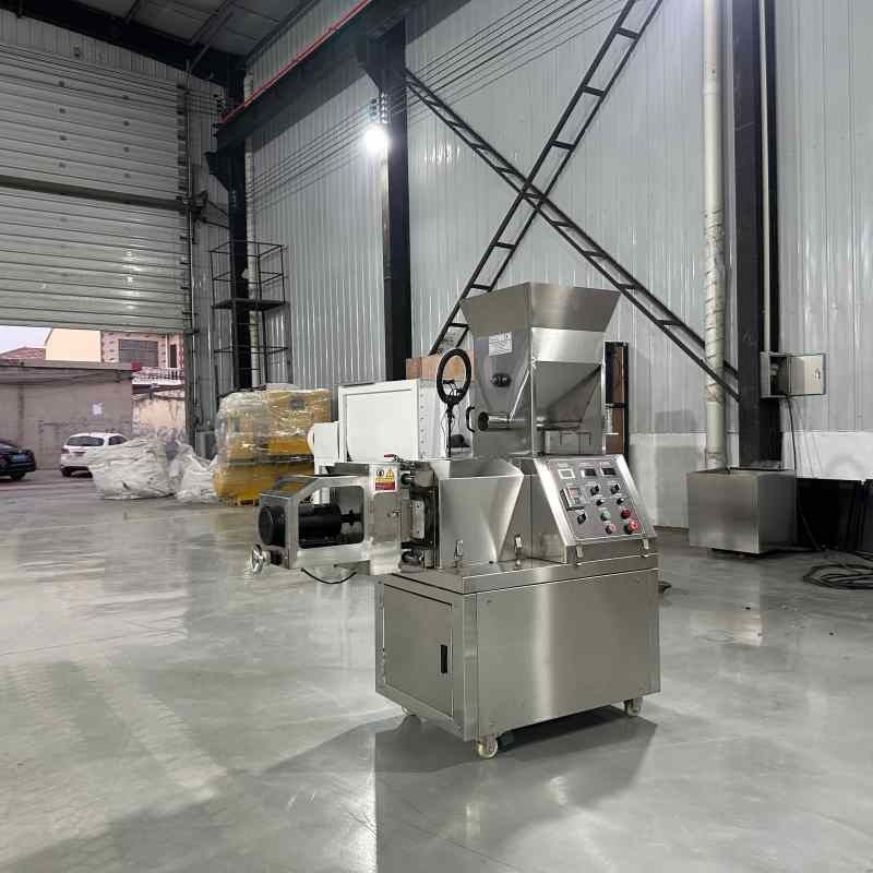مواد غذایی گربه و سگ extruder ماشین تولید مواد غذایی ذرت پف میان وعده های غذایی