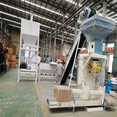 1000kg/H خط تولید گلوله خوراک خرد کردن مخلوط گرانولاسیون خنک کننده بسته بندی 5in1